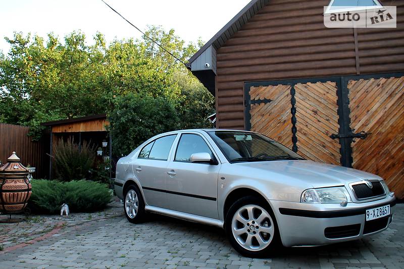 Седан Skoda Octavia 2002 в Полтаві