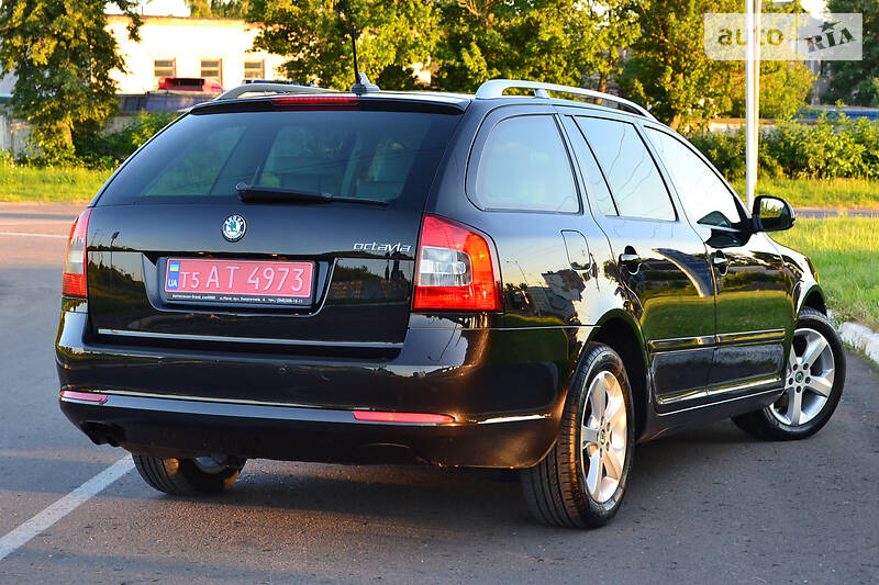 Универсал Skoda Octavia 2012 в Ровно