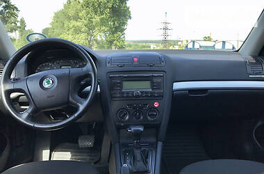 Универсал Skoda Octavia 2007 в Новояворовске