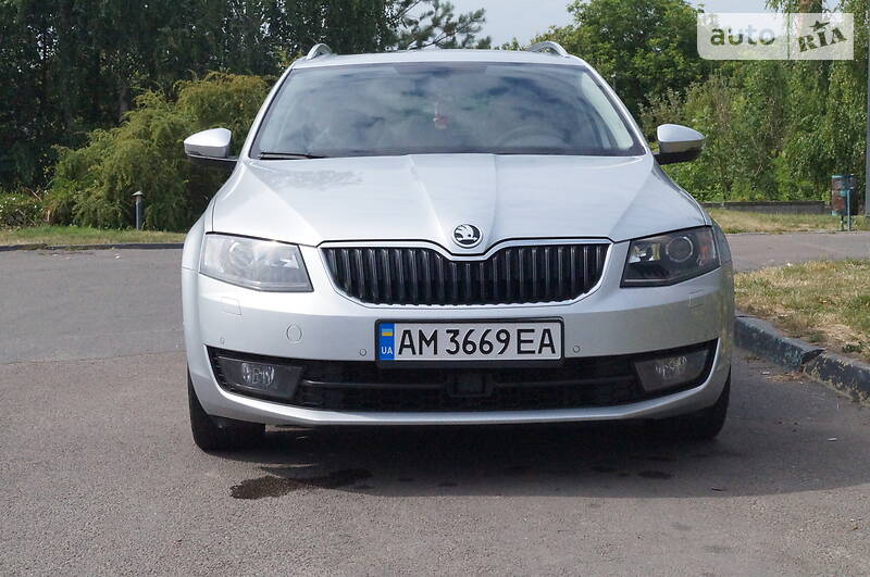 Універсал Skoda Octavia 2015 в Житомирі