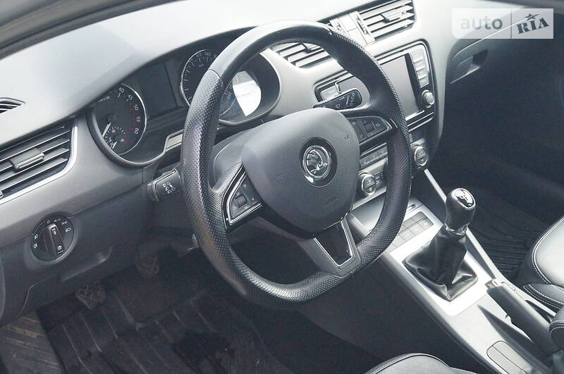 Універсал Skoda Octavia 2015 в Житомирі