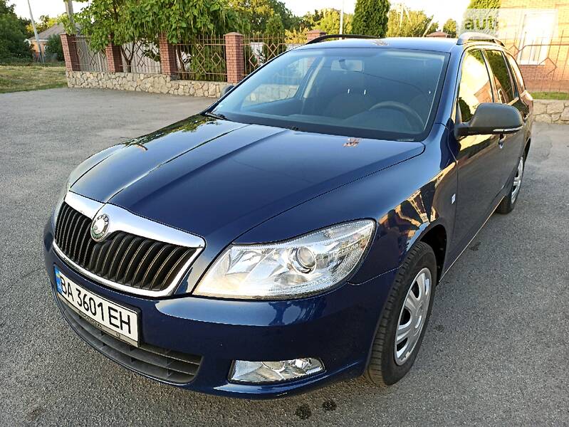 Універсал Skoda Octavia 2010 в Кропивницькому