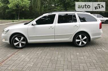 Універсал Skoda Octavia 2011 в 