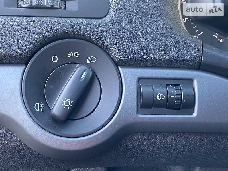 Седан Skoda Octavia 2012 в Луцьку