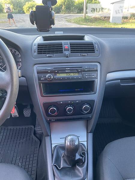 Седан Skoda Octavia 2012 в Луцьку
