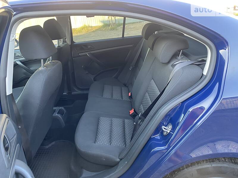 Седан Skoda Octavia 2012 в Луцьку