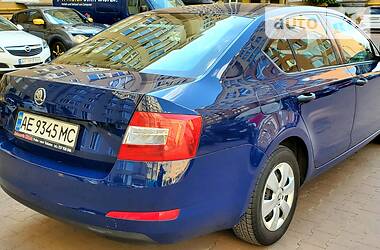 Седан Skoda Octavia 2013 в 