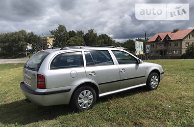 Универсал Skoda Octavia 2001 в Конотопе