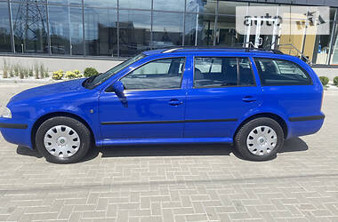 Універсал Skoda Octavia 2010 в 