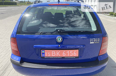 Універсал Skoda Octavia 2010 в 