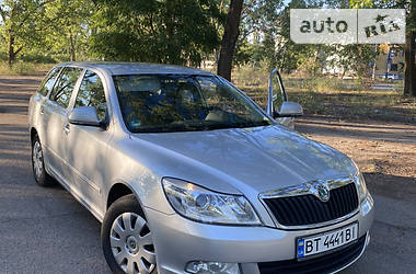 Універсал Skoda Octavia 2012 в Новій Каховці