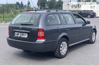 Универсал Skoda Octavia 2008 в Стрые