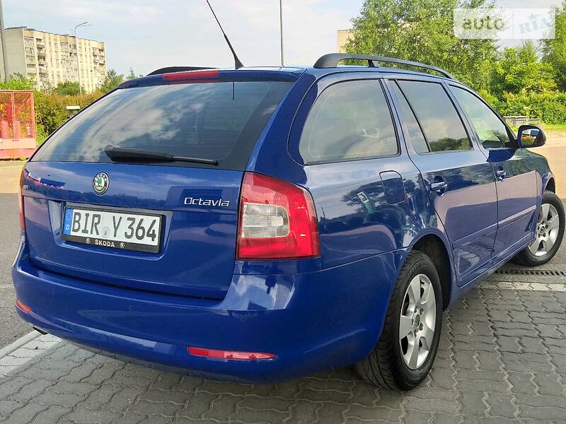 Універсал Skoda Octavia 2009 в Дрогобичі