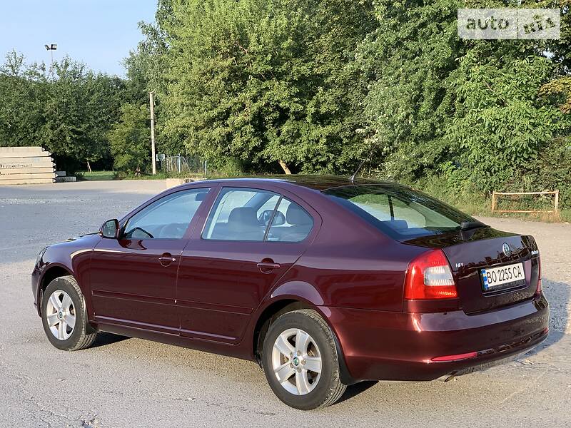 Ліфтбек Skoda Octavia 2010 в Тернополі фото 7 Ліфтбек Skoda Octavia 2010 в Тернополі