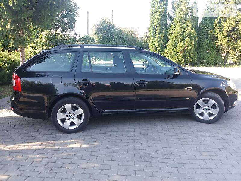 Універсал Skoda Octavia 2009 в Луцьку