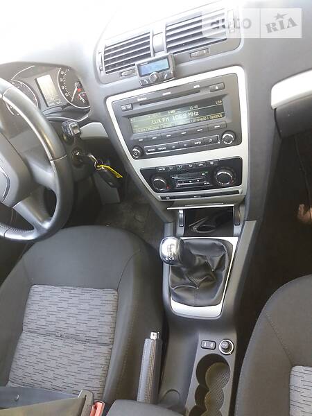 Універсал Skoda Octavia 2009 в Луцьку
