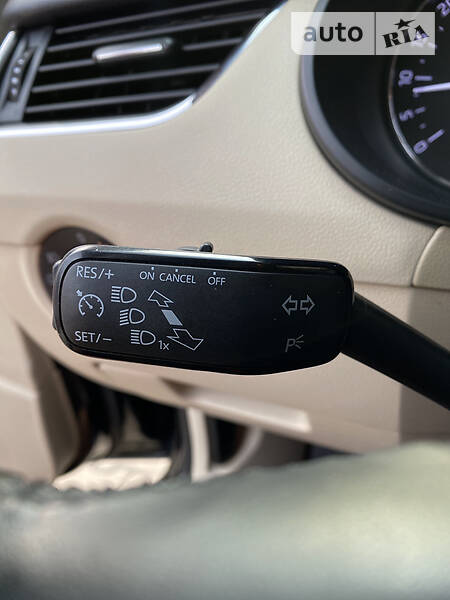 Седан Skoda Octavia 2015 в Ужгороде