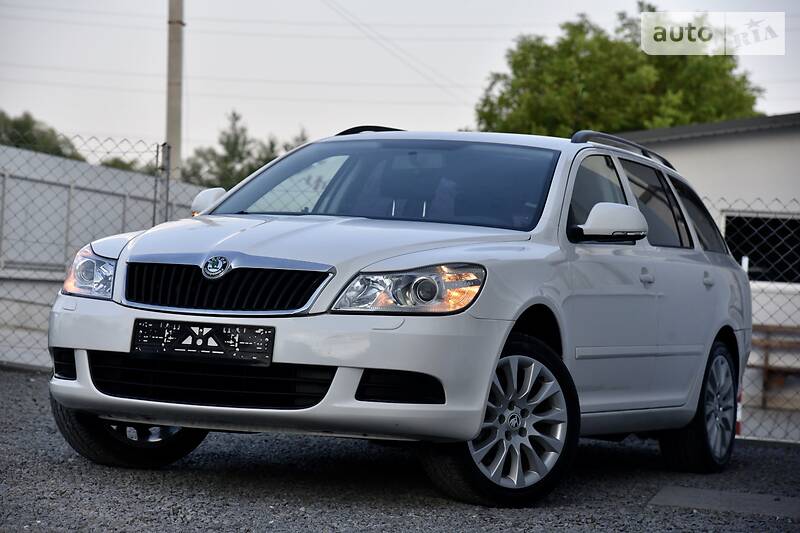 Універсал Skoda Octavia 2011 в Дрогобичі