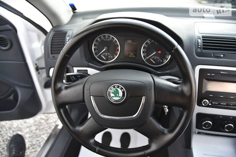 Універсал Skoda Octavia 2011 в Дрогобичі