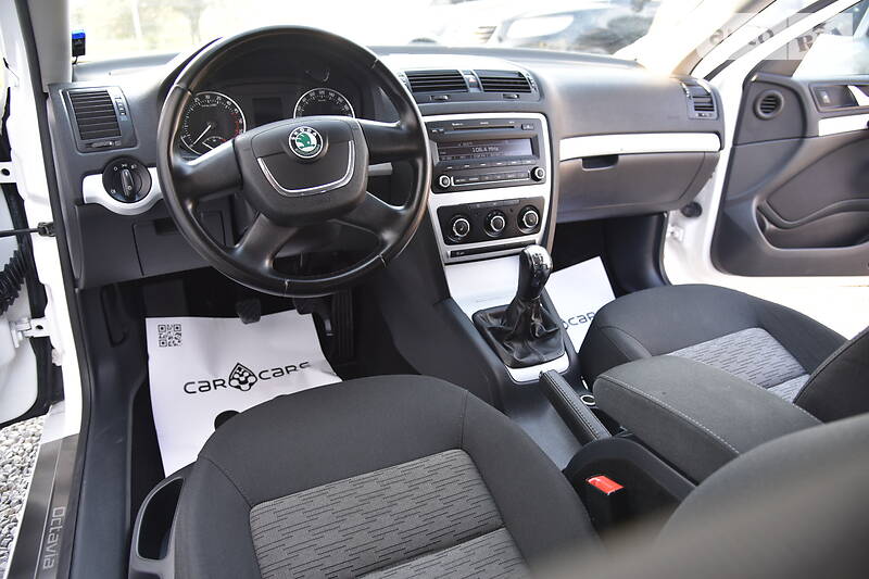 Універсал Skoda Octavia 2011 в Дрогобичі