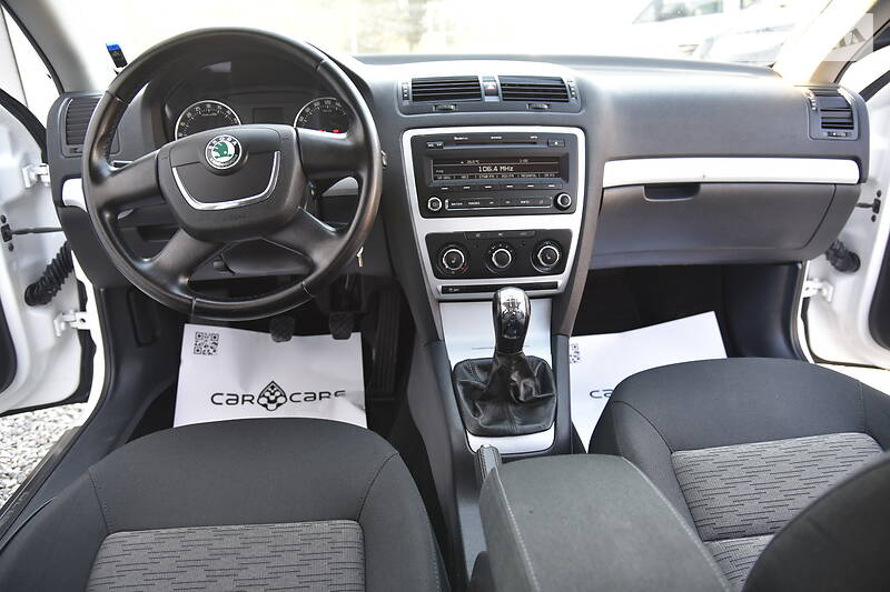 Універсал Skoda Octavia 2011 в Дрогобичі