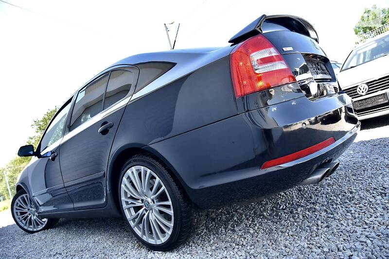 Седан Skoda Octavia 2009 в Дрогобичі