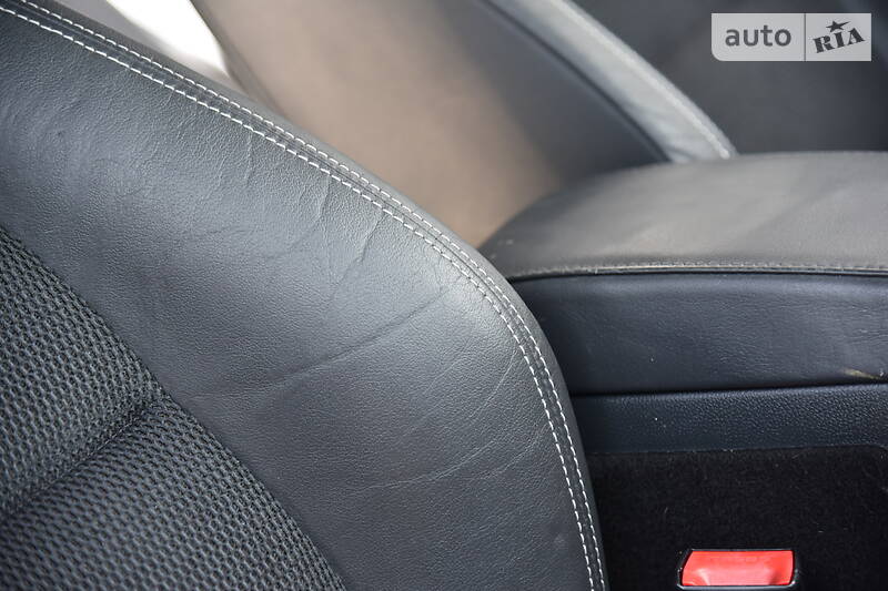 Седан Skoda Octavia 2009 в Дрогобичі
