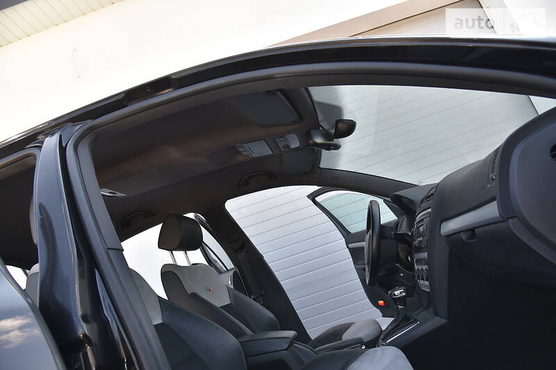 Седан Skoda Octavia 2009 в Дрогобичі