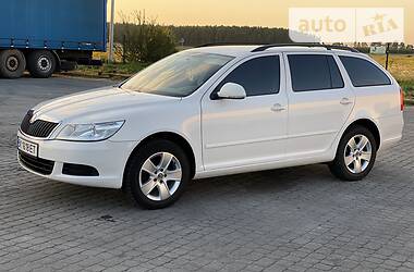 Универсал Skoda Octavia 2011 в Радивилове