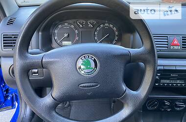 Хетчбек Skoda Octavia 2004 в 