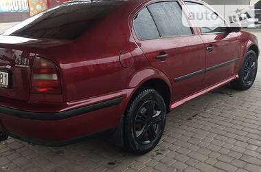 Седан Skoda Octavia 1997 в Яремче