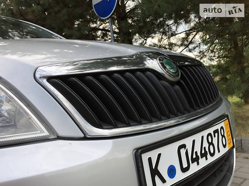 Седан Skoda Octavia 2009 в Дрогобичі