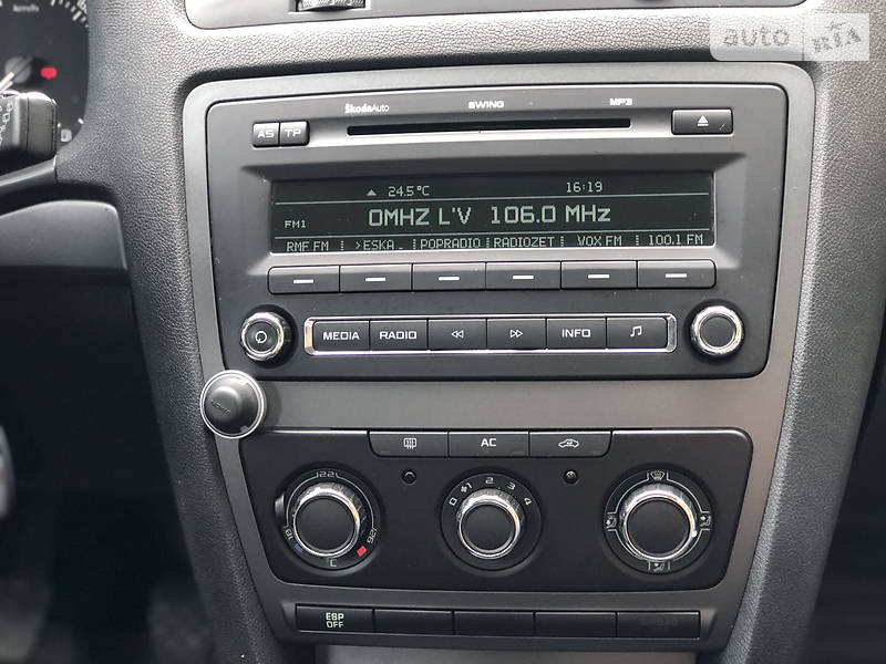 Седан Skoda Octavia 2009 в Дрогобичі