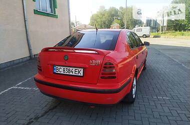 Лифтбек Skoda Octavia 1996 в Стрые