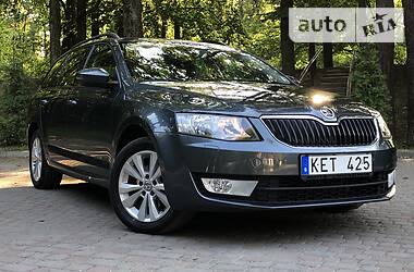 Універсал Skoda Octavia 2015 в Дрогобичі