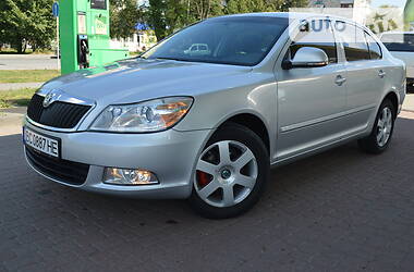 Седан Skoda Octavia 2011 в 