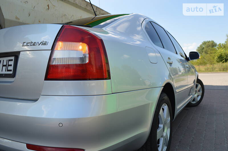 Седан Skoda Octavia 2011 в Дрогобичі
