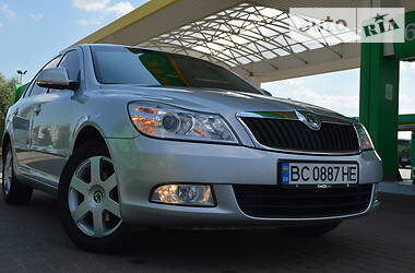 Седан Skoda Octavia 2011 в 