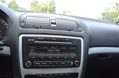 Седан Skoda Octavia 2011 в 