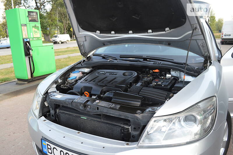 Седан Skoda Octavia 2011 в Дрогобичі