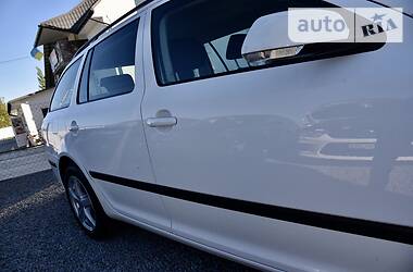 Універсал Skoda Octavia 2009 в 
