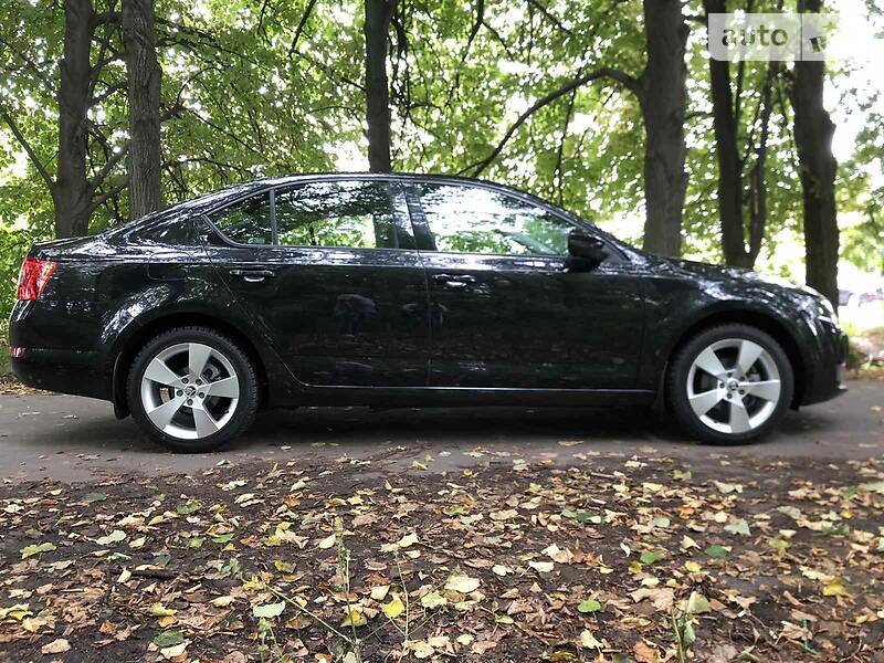 Седан Skoda Octavia 2015 в Козятині