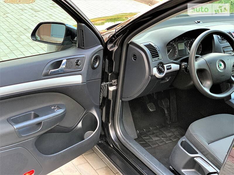 Універсал Skoda Octavia 2006 в Рівному