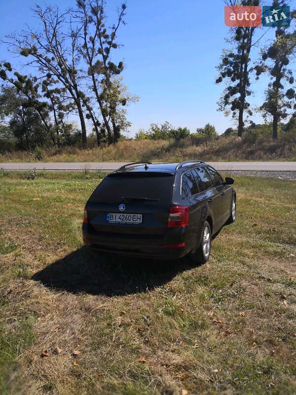 Универсал Skoda Octavia 2013 в Лохвице