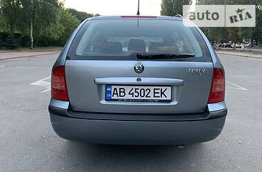 Универсал Skoda Octavia 2006 в Виннице