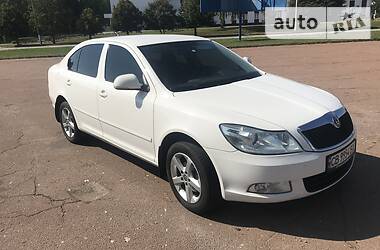 Хетчбек Skoda Octavia 2012 в 