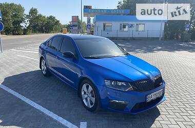 Лифтбек Skoda Octavia 2015 в Кропивницком