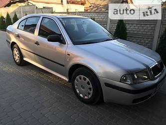 Лифтбек Skoda Octavia 2003 в Сумах