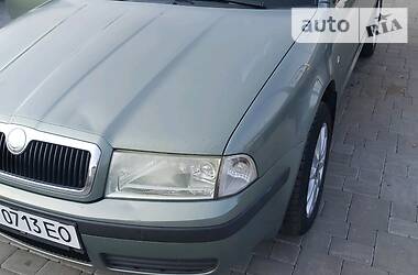 Седан Skoda Octavia 2003 в Перечине