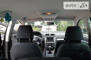 Универсал Skoda Octavia 2011 в 